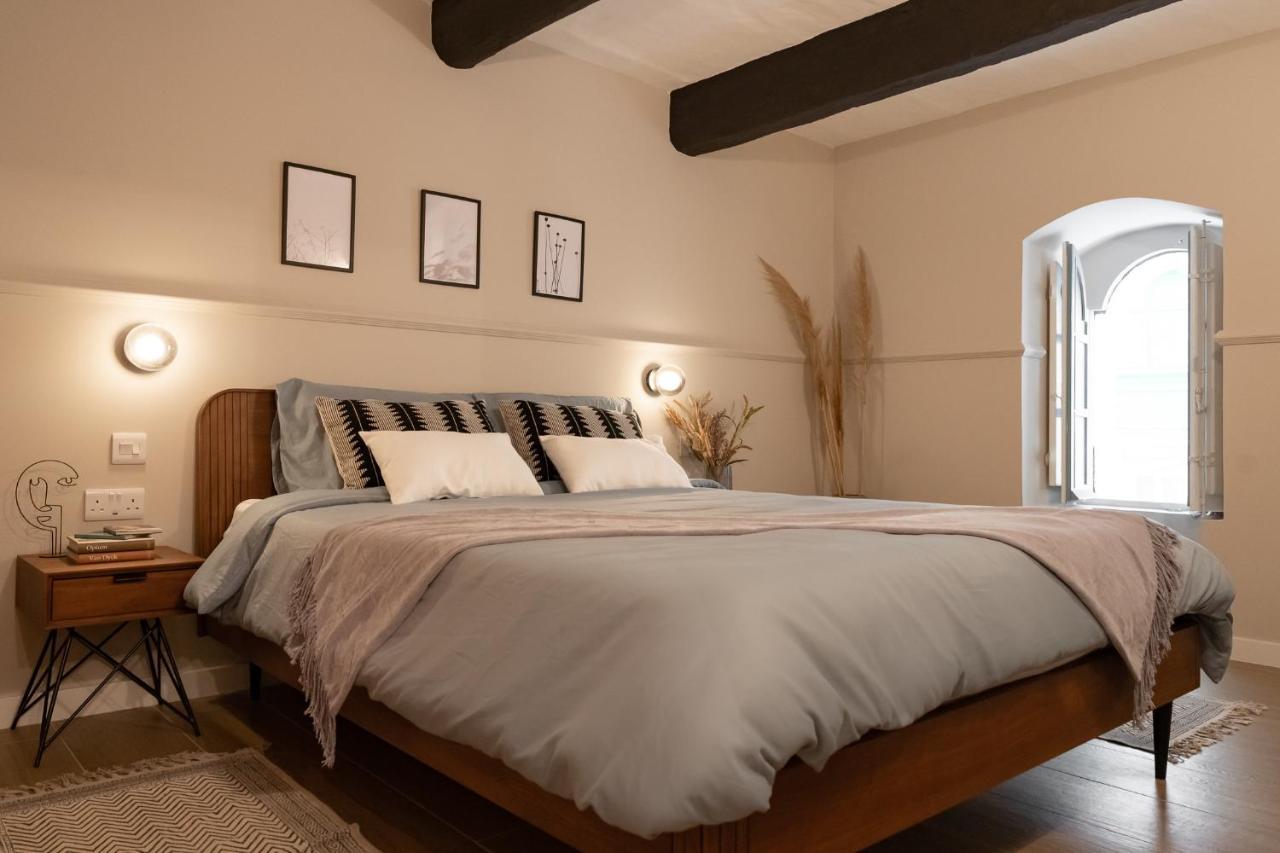 Luxury 2Bdr In The Heart Of Valletta! Tv And Wifi Exterior foto